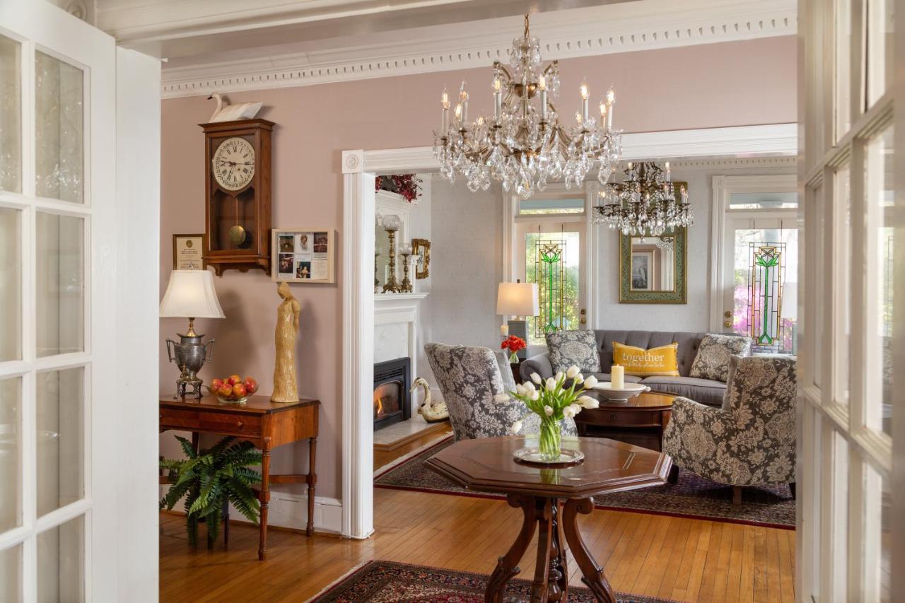 White Doe Inn Bed&Breakfast Manteo Exterior foto