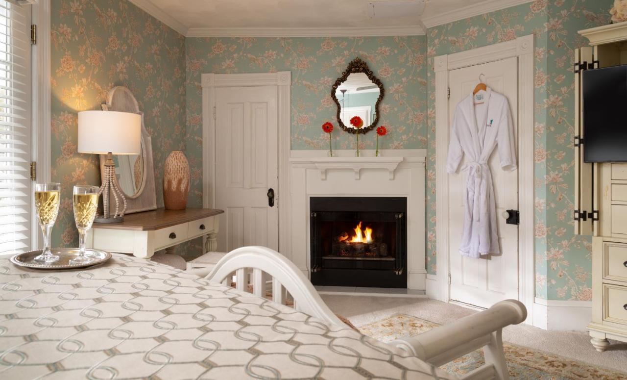 White Doe Inn Bed&Breakfast Manteo Exterior foto