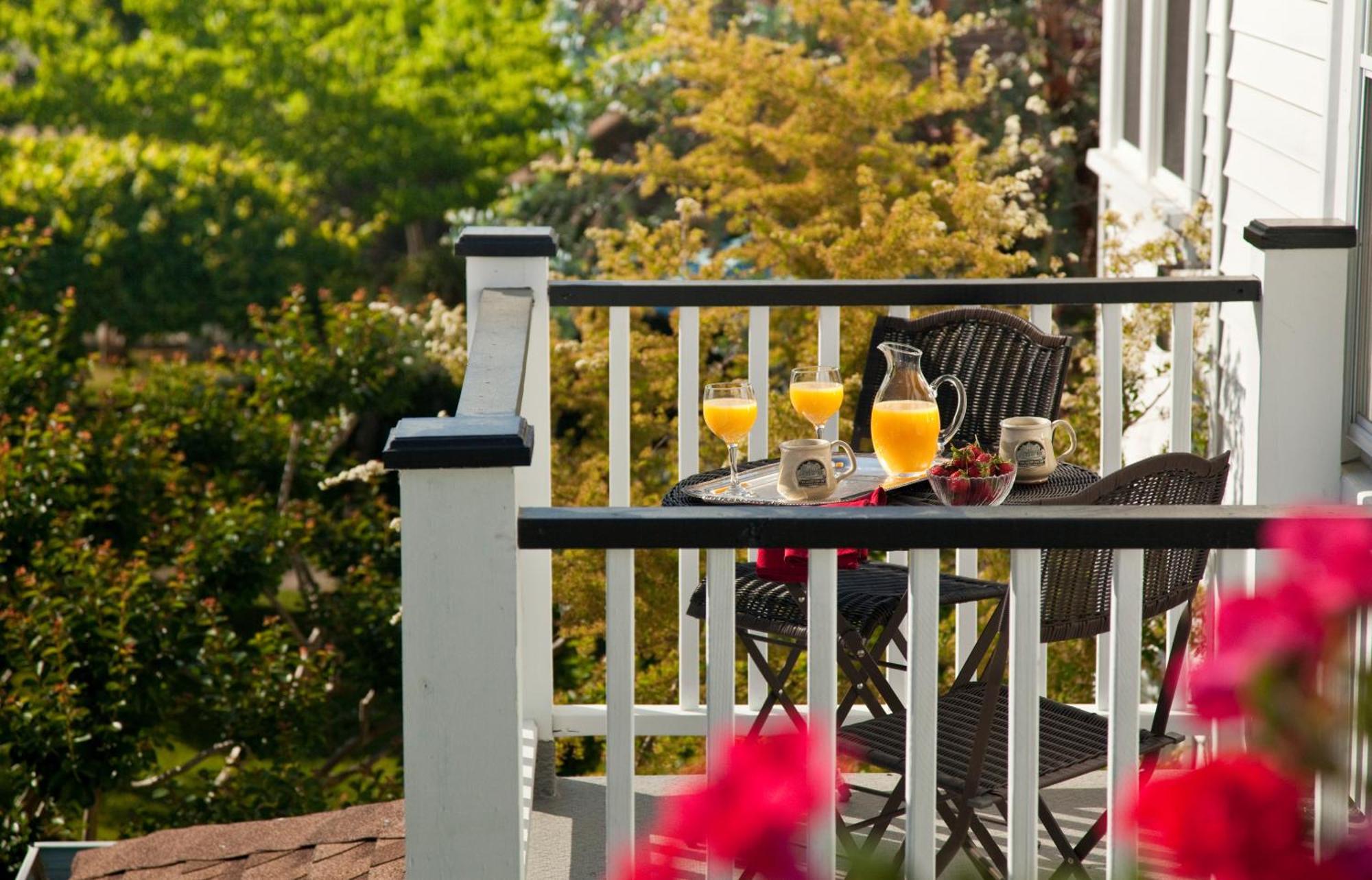 White Doe Inn Bed&Breakfast Manteo Zimmer foto