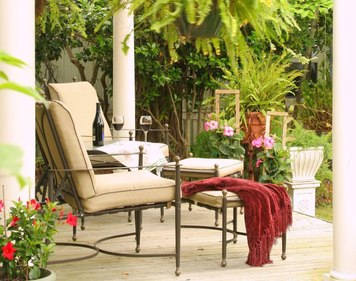 White Doe Inn Bed&Breakfast Manteo Exterior foto